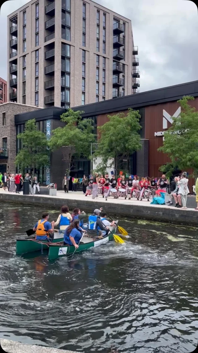 Best seats in the house 🛶🤣🥁💫!

@batala_manchester come and see us again soon 💖!

@middlewoodlocks free community festival Middlewood Locks Fest 2027 💫 more details coming soon.  Sign up to our newsletter 🔗 in bio 💥

#community #placemaking #salford #middlewoodlife #festival